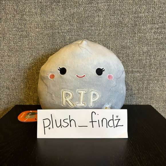 Alva and Felice 5” Flipmallow Squishmallows - Picture 7 of 7